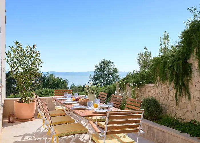 With Two Separate Four-bed Apartments, Private Pool, Grill And Garage Vila