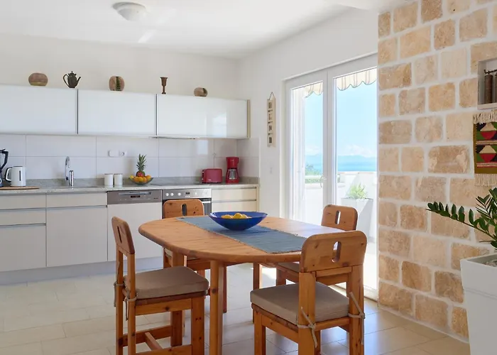 With Two Separate Four-bed Apartments, Private Pool, Grill And Garage Makarska