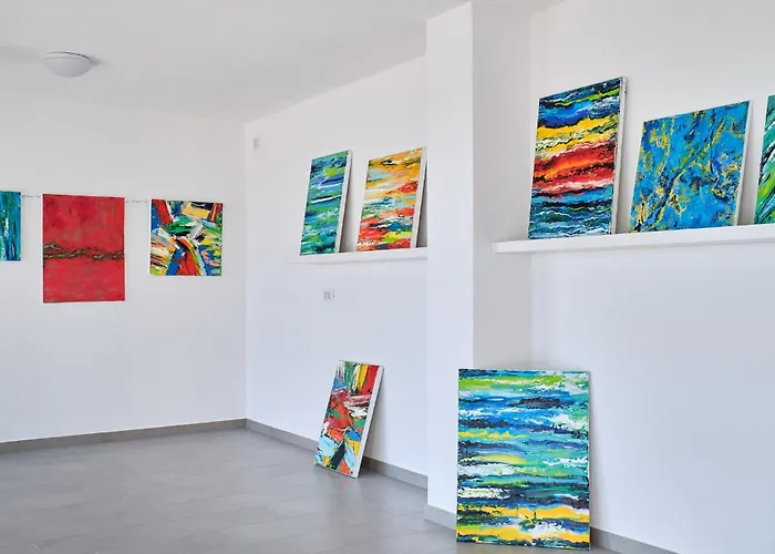 With Two Separate Four-bed Apartments, Private Pool, Grill And Garage Makarska