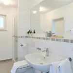 וילה Luce - 2 Private Units, Pool, Grill & Garage *